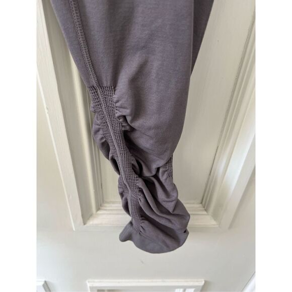 Lole gray/ light purple seamless ruched leggings S/M - Picture 5 of 6